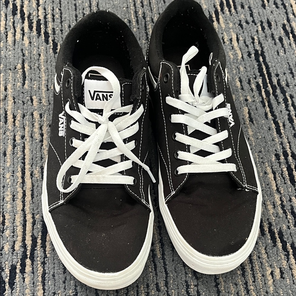 Vans Men's Black and White Sneakers SIZE 11